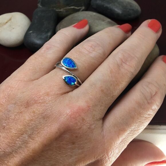 Sterling Silver Feather Blue Lab Opal Ring - Picture 2 of 6